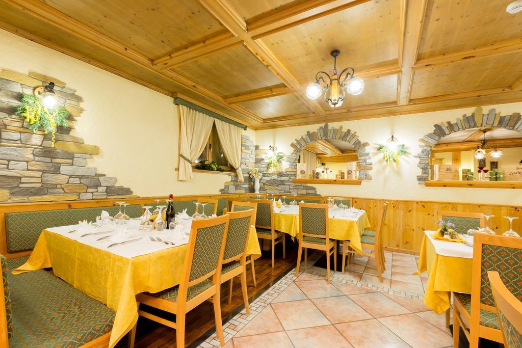 Hotel Pontiglia Livigno Exterior photo
